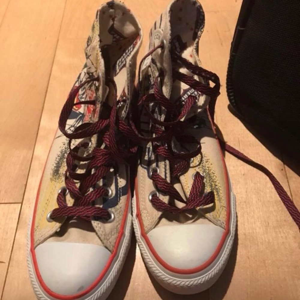Converse DC comics